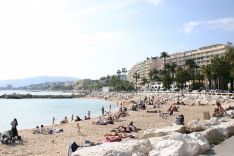 Cannes strand beach near the apartment tæt på lejligheden